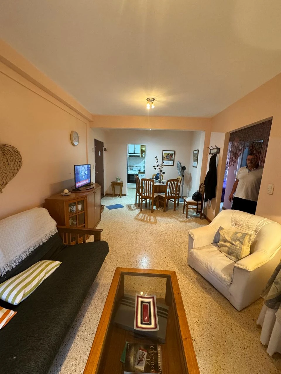 3 Ambientes en 8vo Piso Con Vista Panorámica al Mar - Cochera Cubierta foto 2