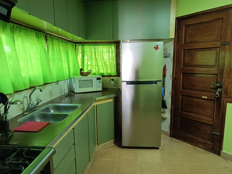 3 Ambientes en Zona Residencial - Cochera Descubierta foto 5