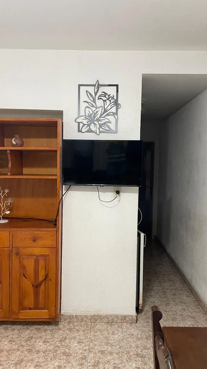 2 Ambientes Luminosos - Zona Residencial - Ambiente Familiar - Tranquilidad y Seguridad foto 4