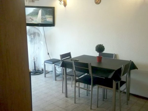2 Ambientes con Balcon - Cochera foto 2