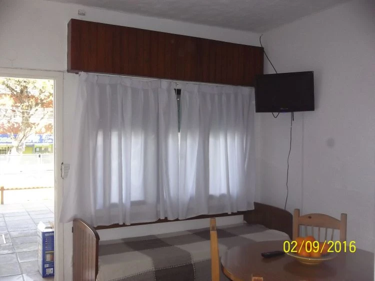 2 Ambientes en Complejo - Espacio Guardacoche Descubierto foto 2