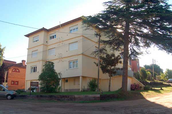 A TRES CUADRAS DEL CENTRO