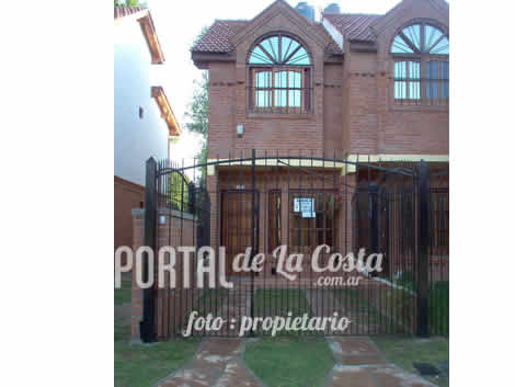 Triplex y Depto foto 1